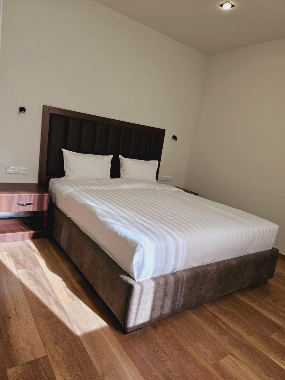 Park Resort אגווראן מראה חיצוני תמונה